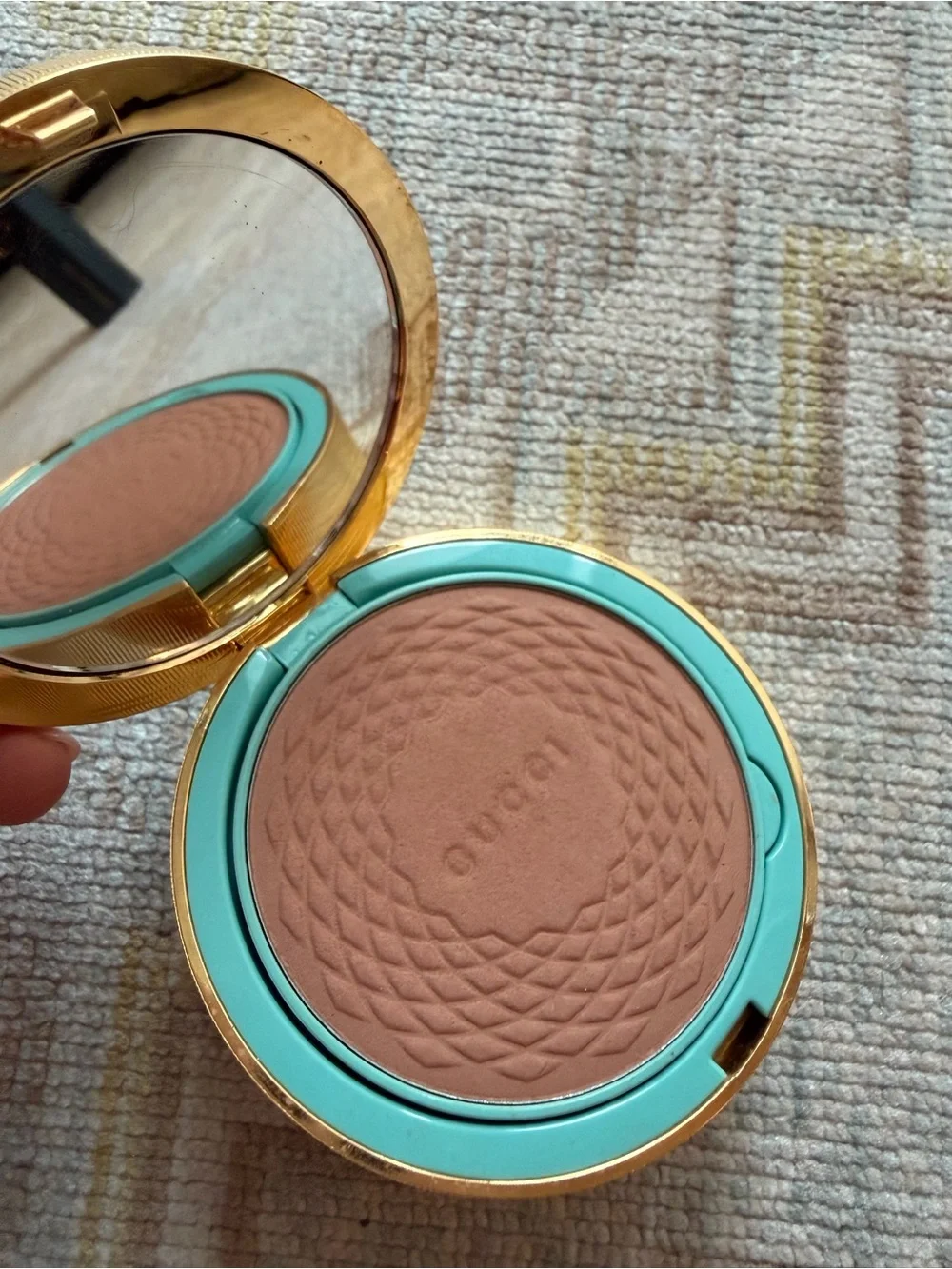 Gucci Sun-Kissed Glow Powder Bronzer